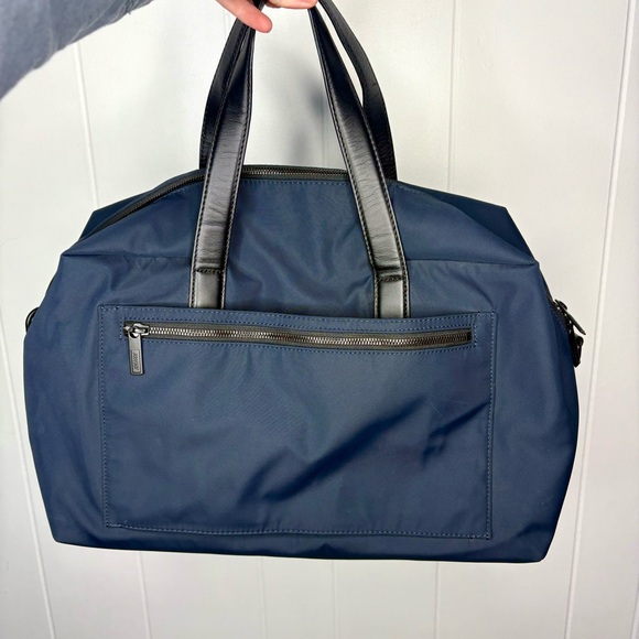 AWAY Everywhere Bag Original Version Navy Blue Black Travel Vacation Carry On - Picture 3 of 9